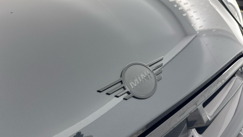 MINI Cooper 2.0 S Exclusive 3dr Auto Petrol Hatchback